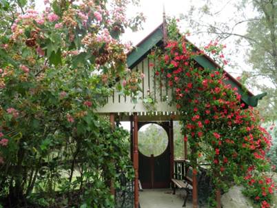 Brom garden to gazebo